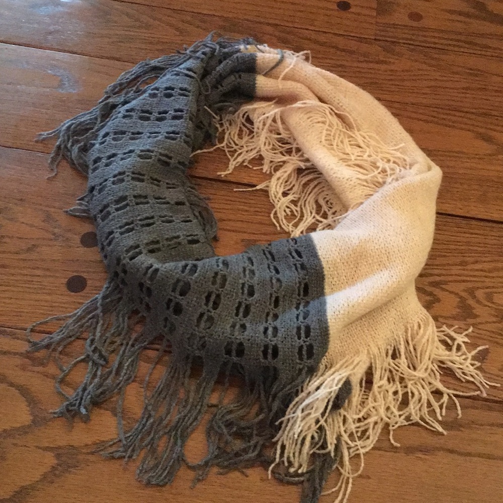 Two Infinity Scarves - Picture 2 of 4